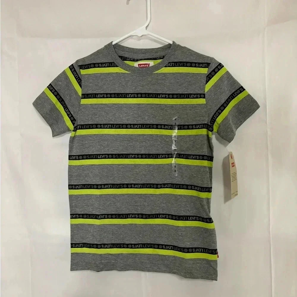New with tags, boys size 8/10 Levi’s shirt, #K623